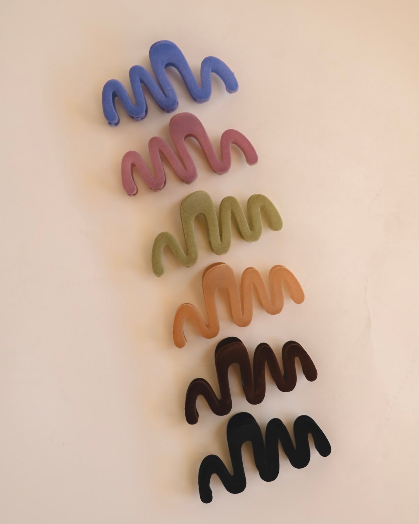 Velvet Squiggle Claw