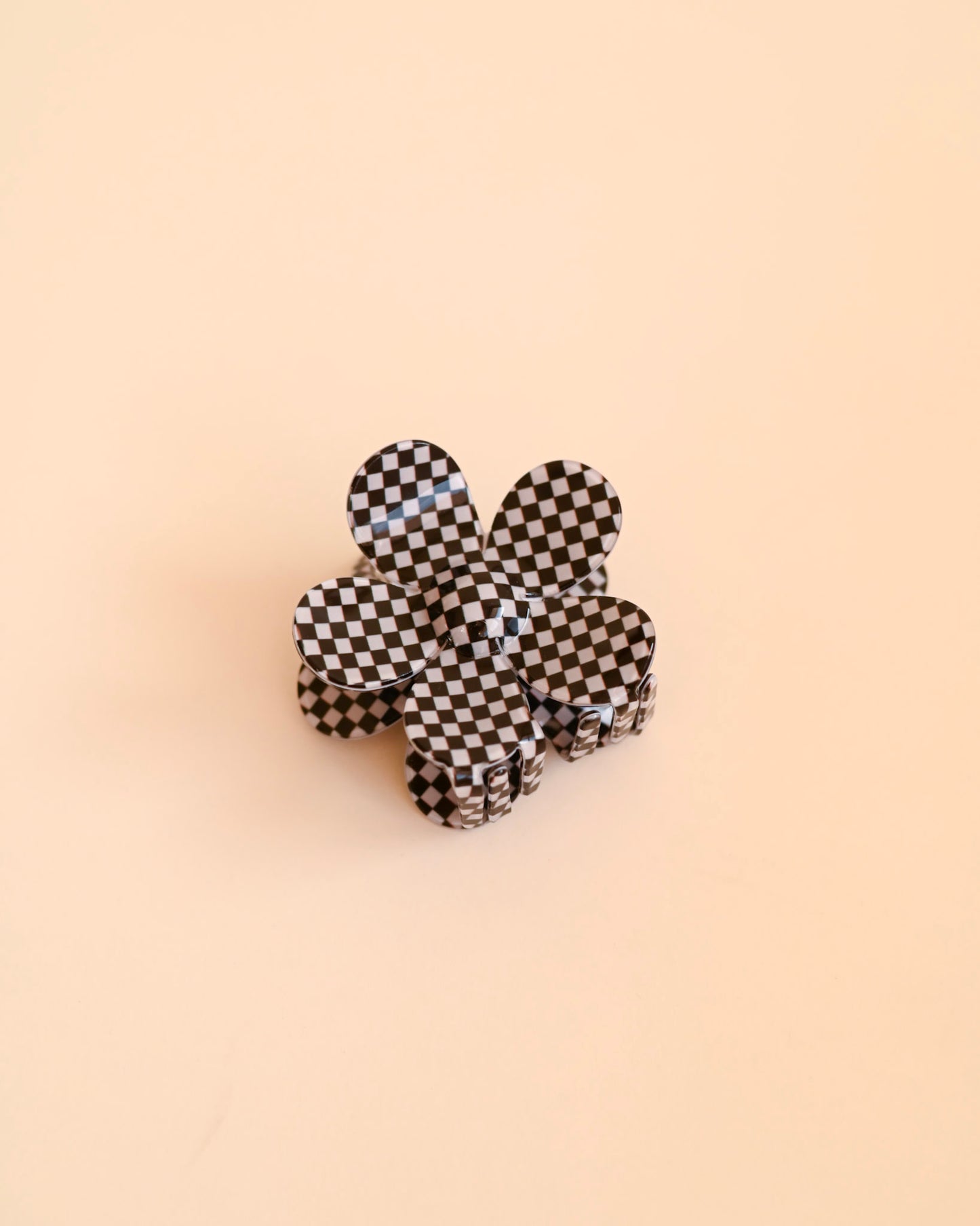 Checkered Daisy Claw Clip