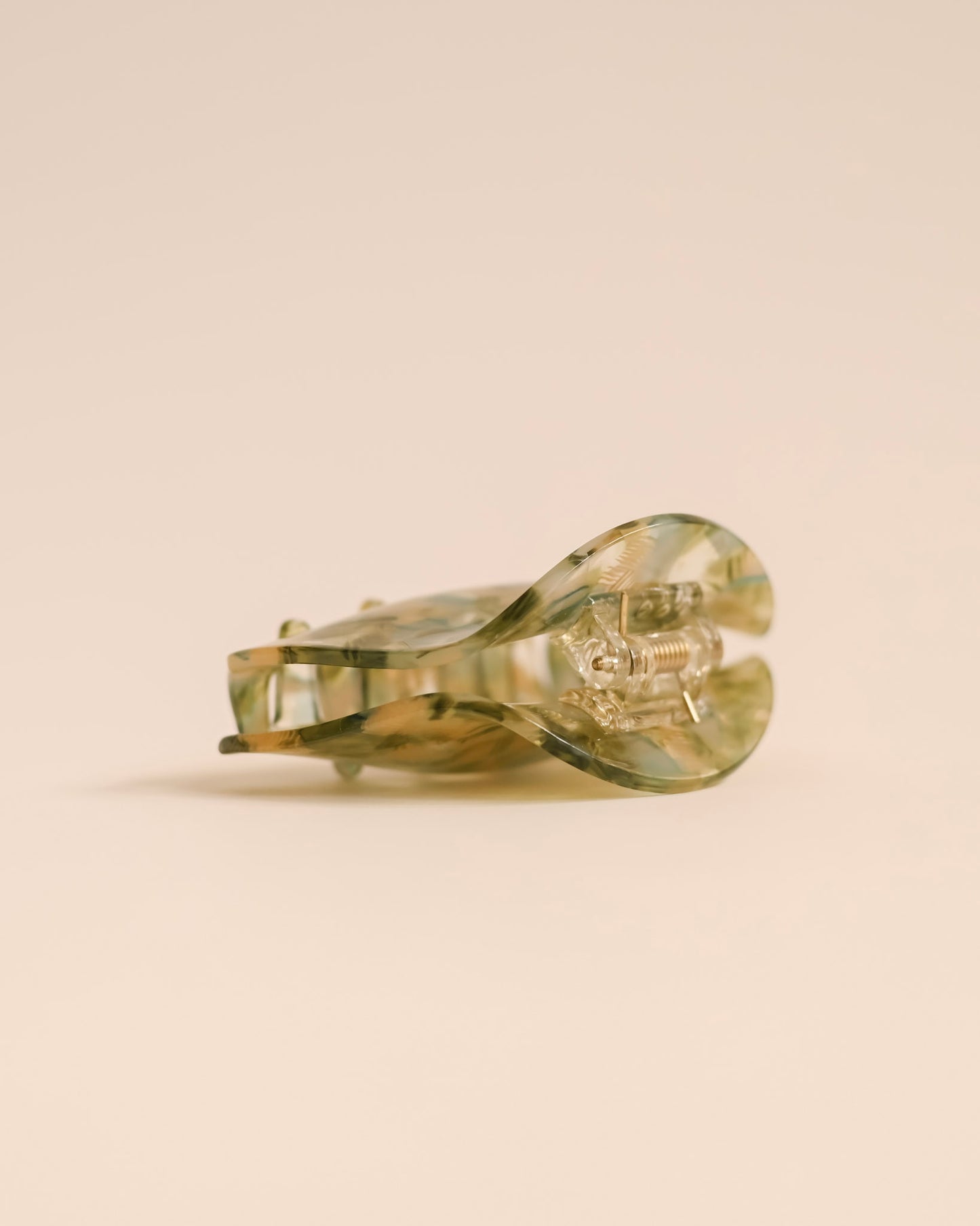 Aura 2.0 // Eco-Conscious