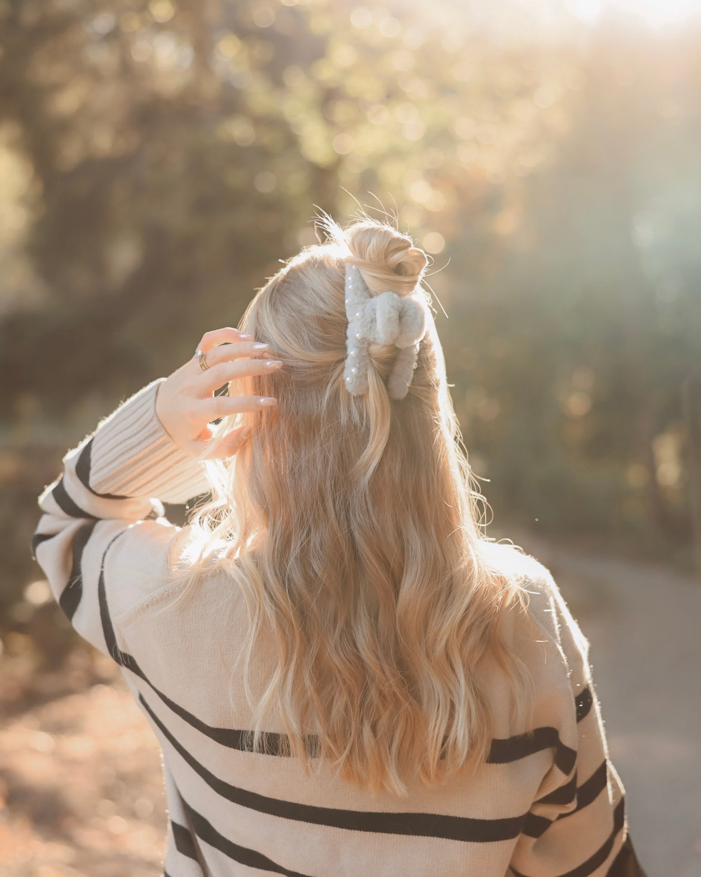 Plush & Pearls Claw Clip