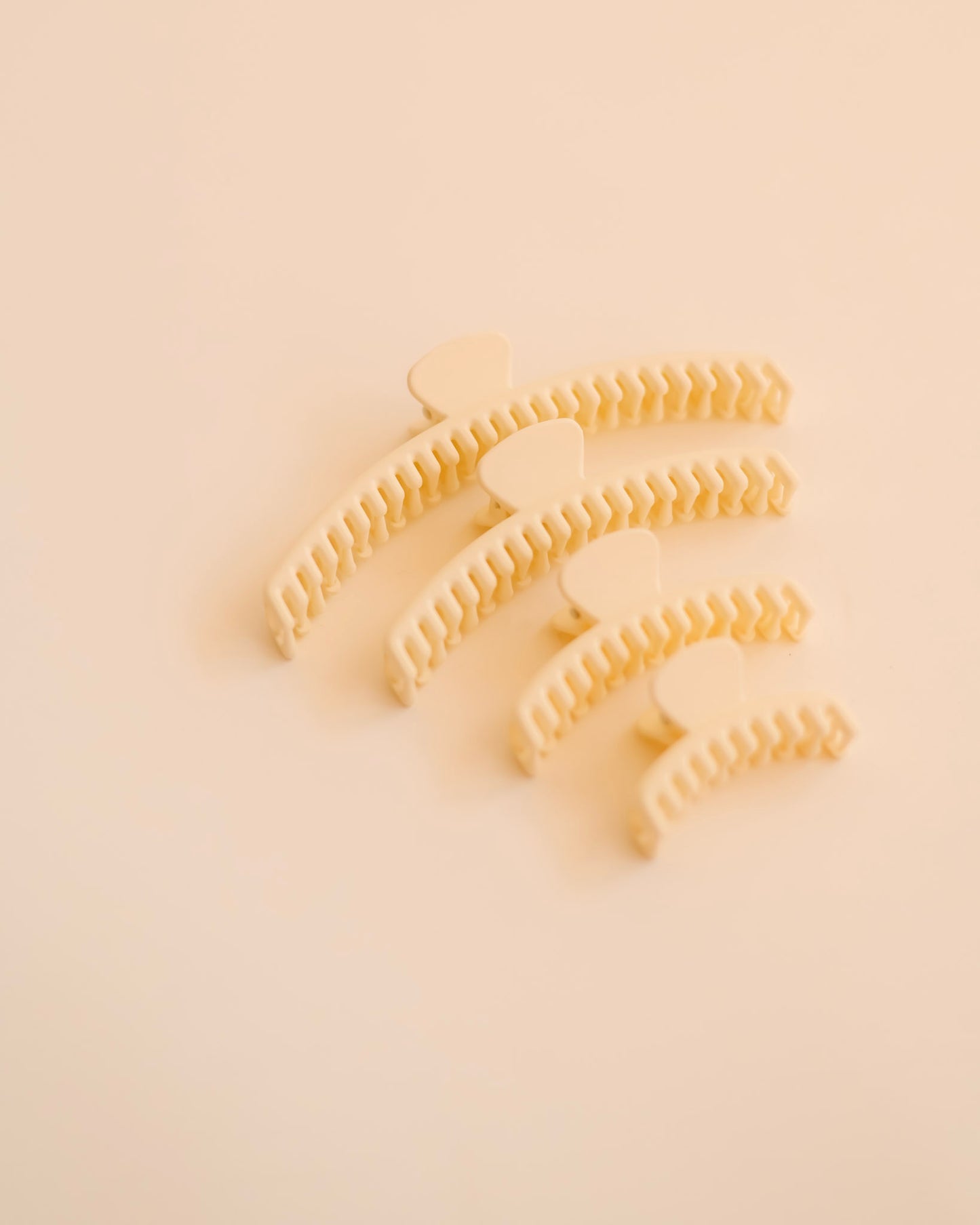 Milk White Mega Hold