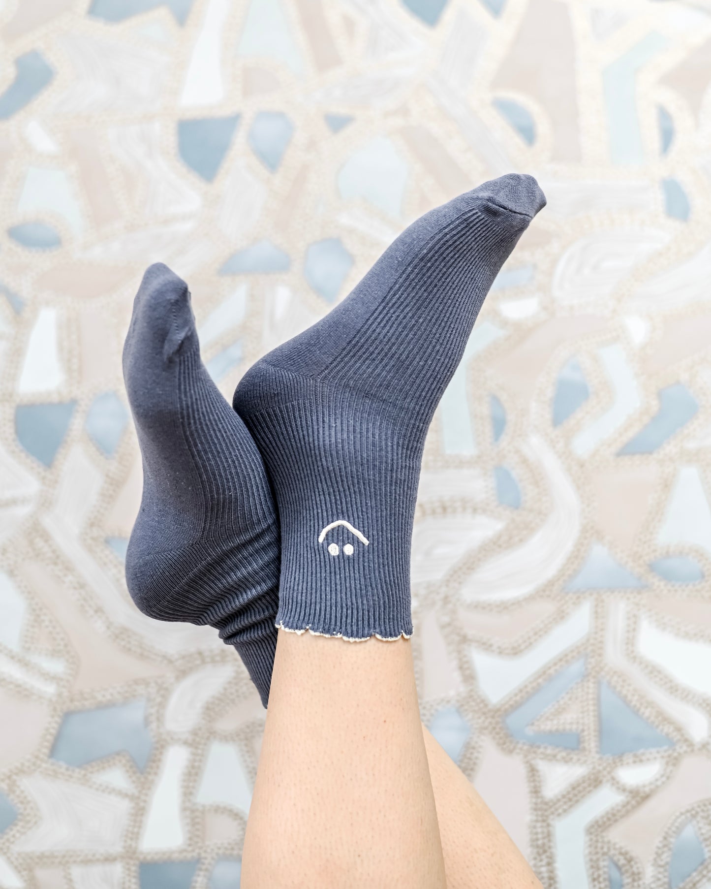 Embroidered Ruffle Smiley Socks