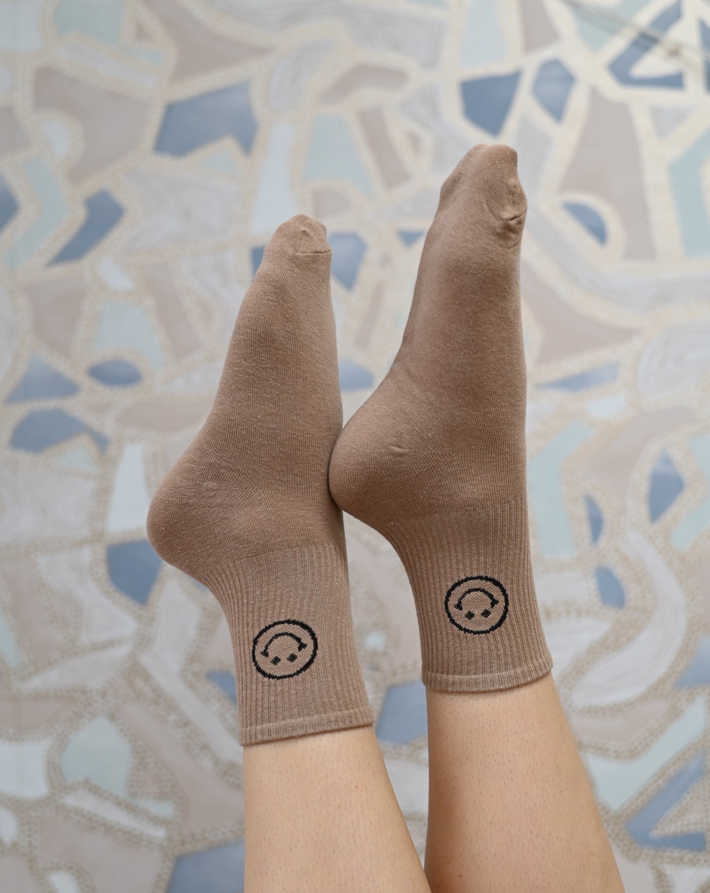 Basics Smiley Crew Socks