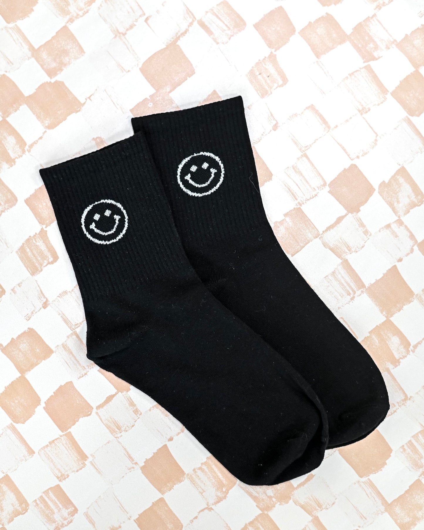 Basics Smiley Crew Socks
