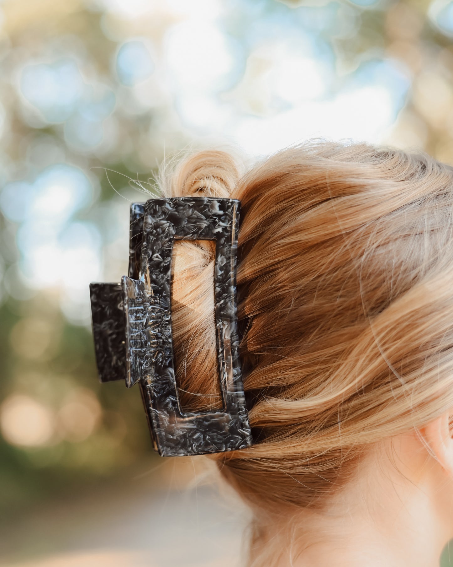 Marquina Marble Jumbo Claw // Eco-Conscious