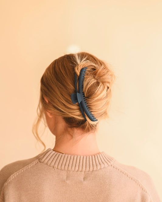 Navy Blue Mega Hold Claw Clip