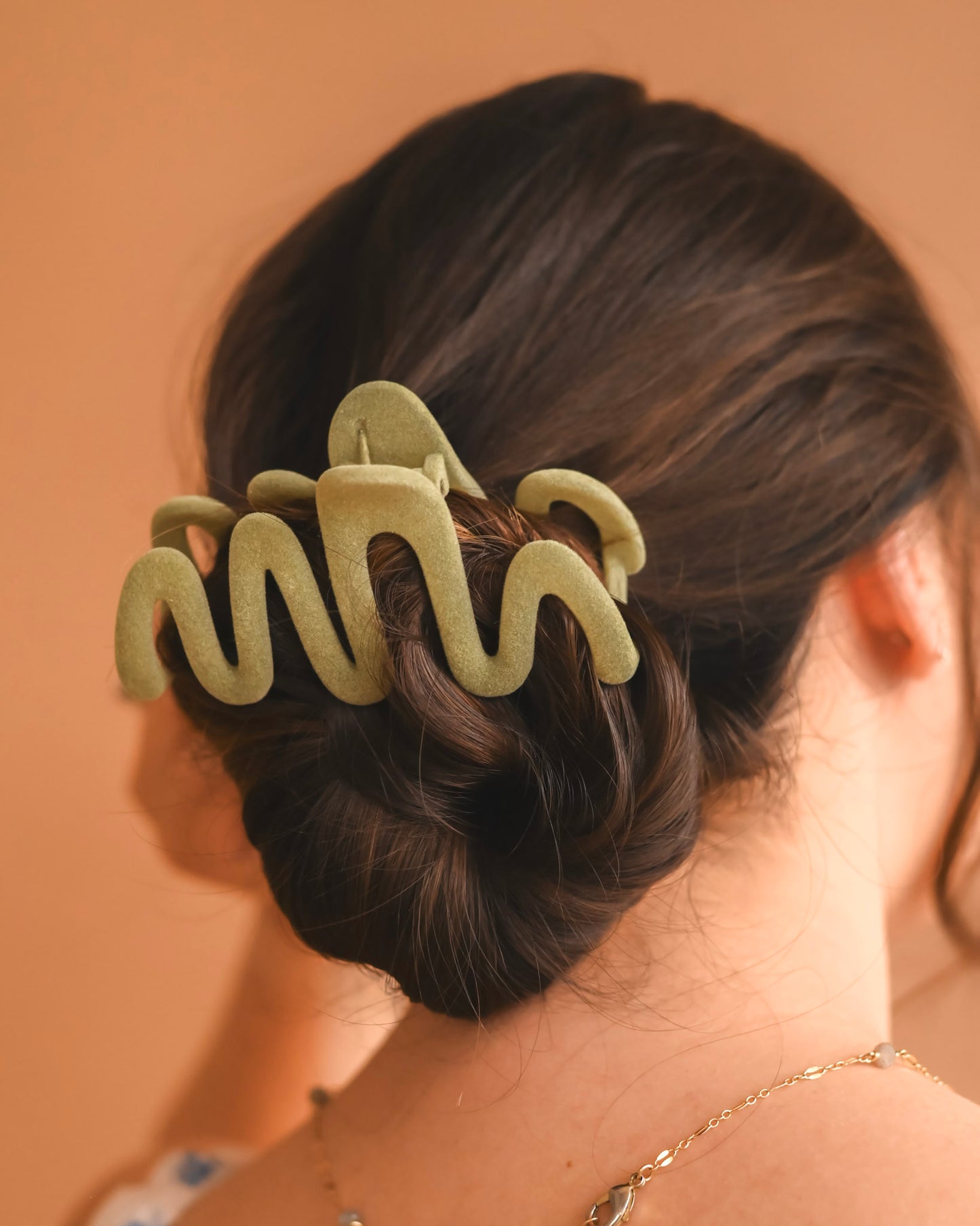 Velvet Squiggle Claw