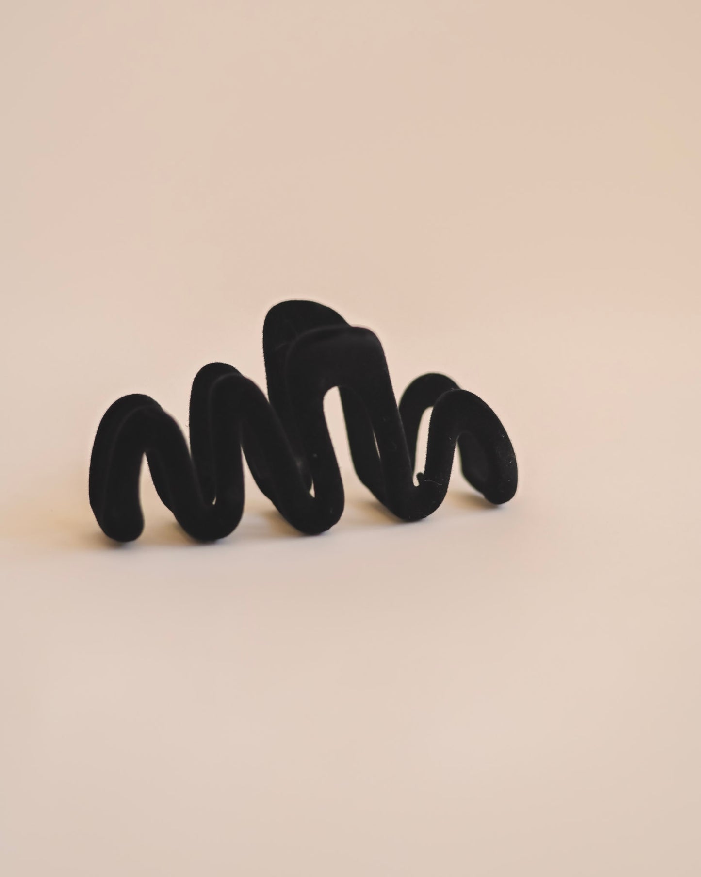 Velvet Squiggle Claw