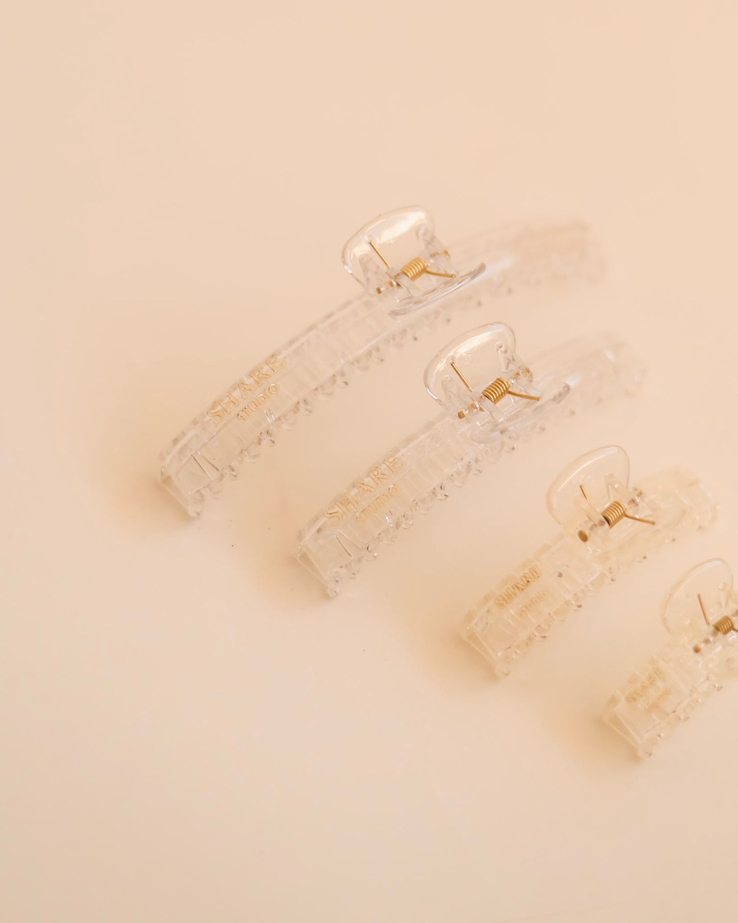 Translucent Mega Hold