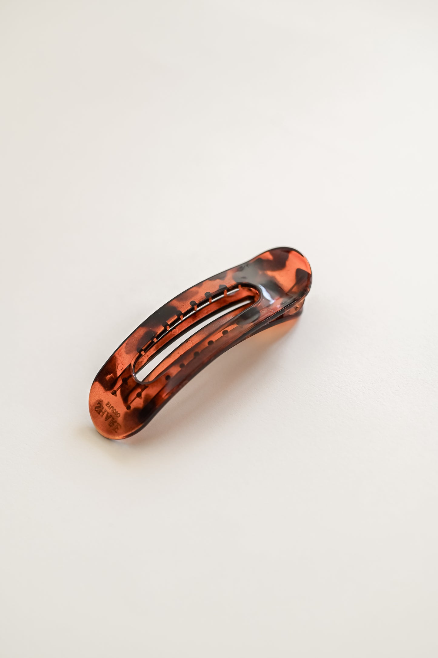 Amber Lay Flat