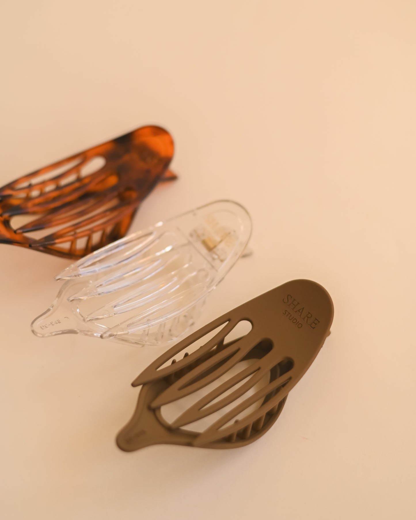 Must Have’s Lay Flat Wide Bundle