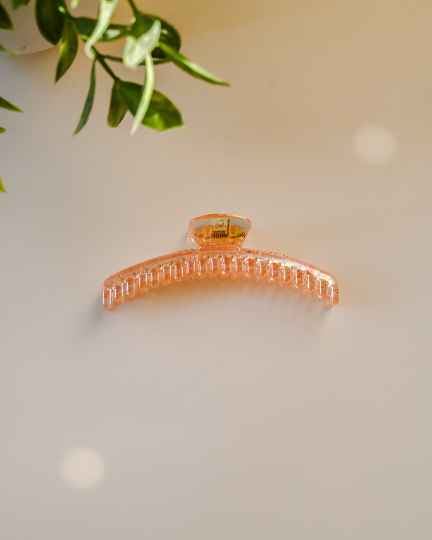 Peachy Iridescent Mega Hold Clip