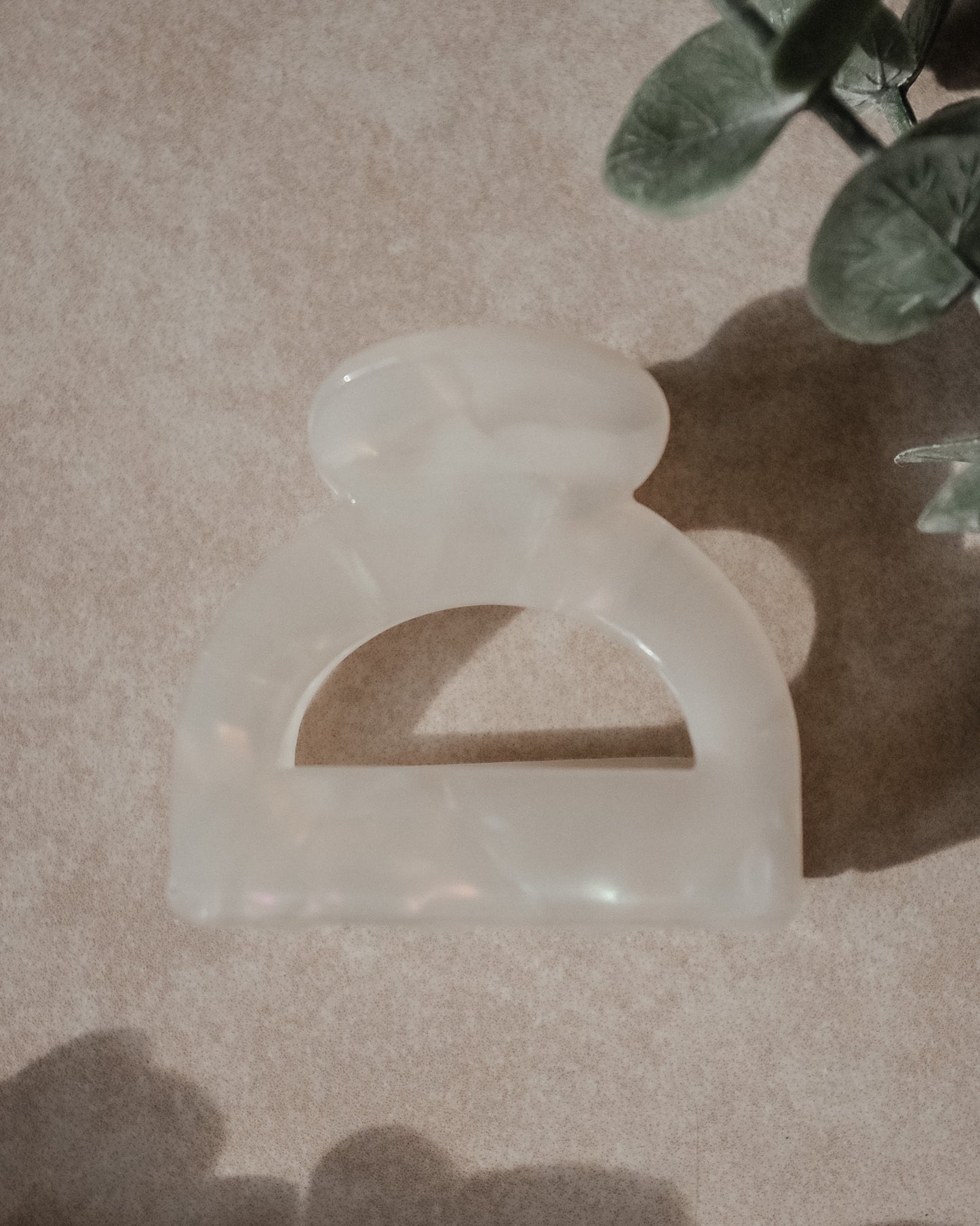 Small Arched Claw Clip // Eco Conscious