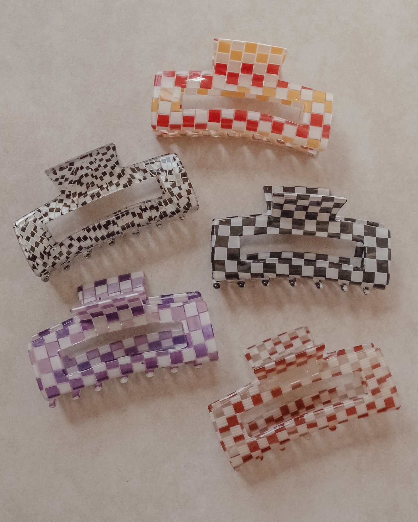 Midi Square Checkered Claw