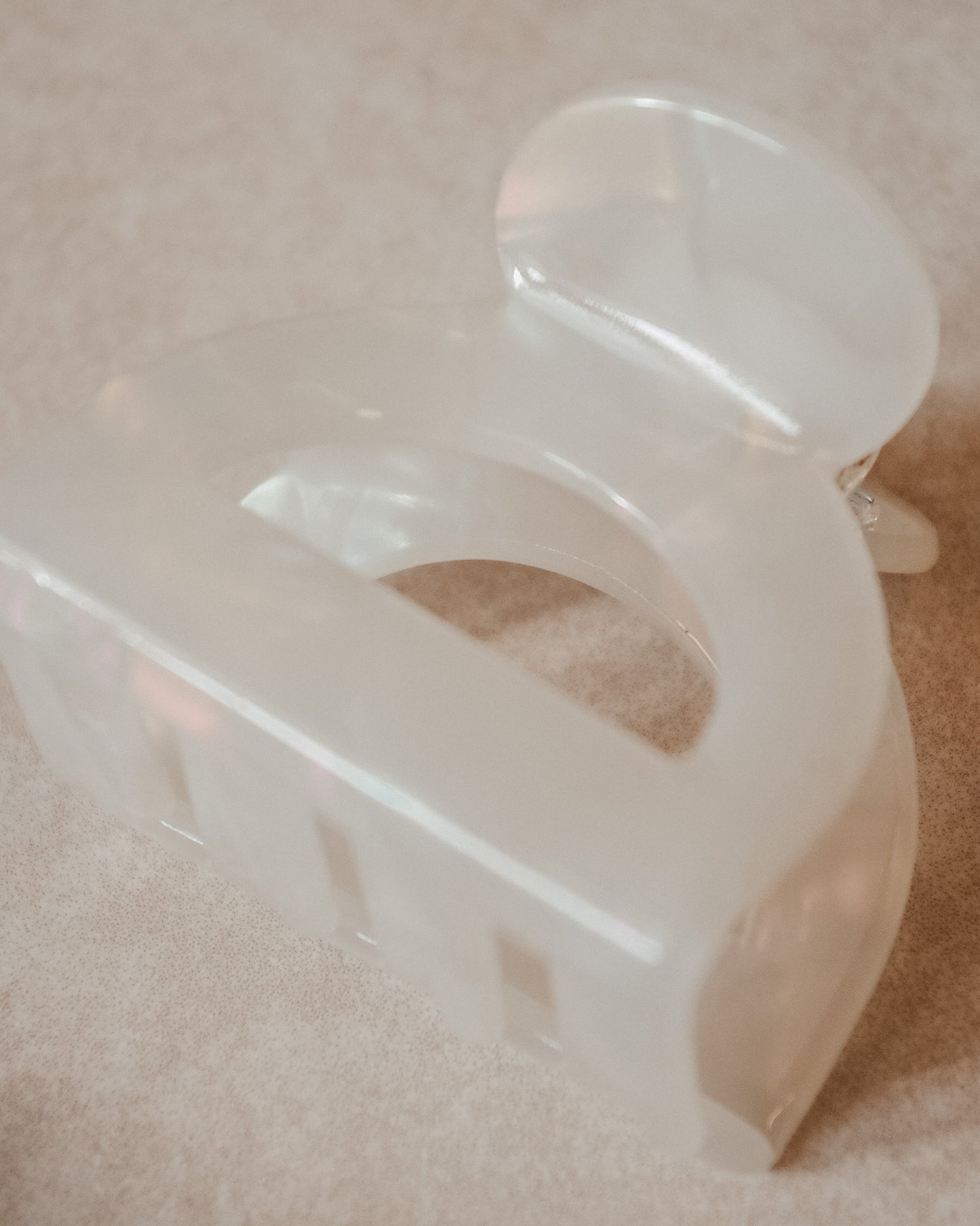 Small Arched Claw Clip // Eco Conscious