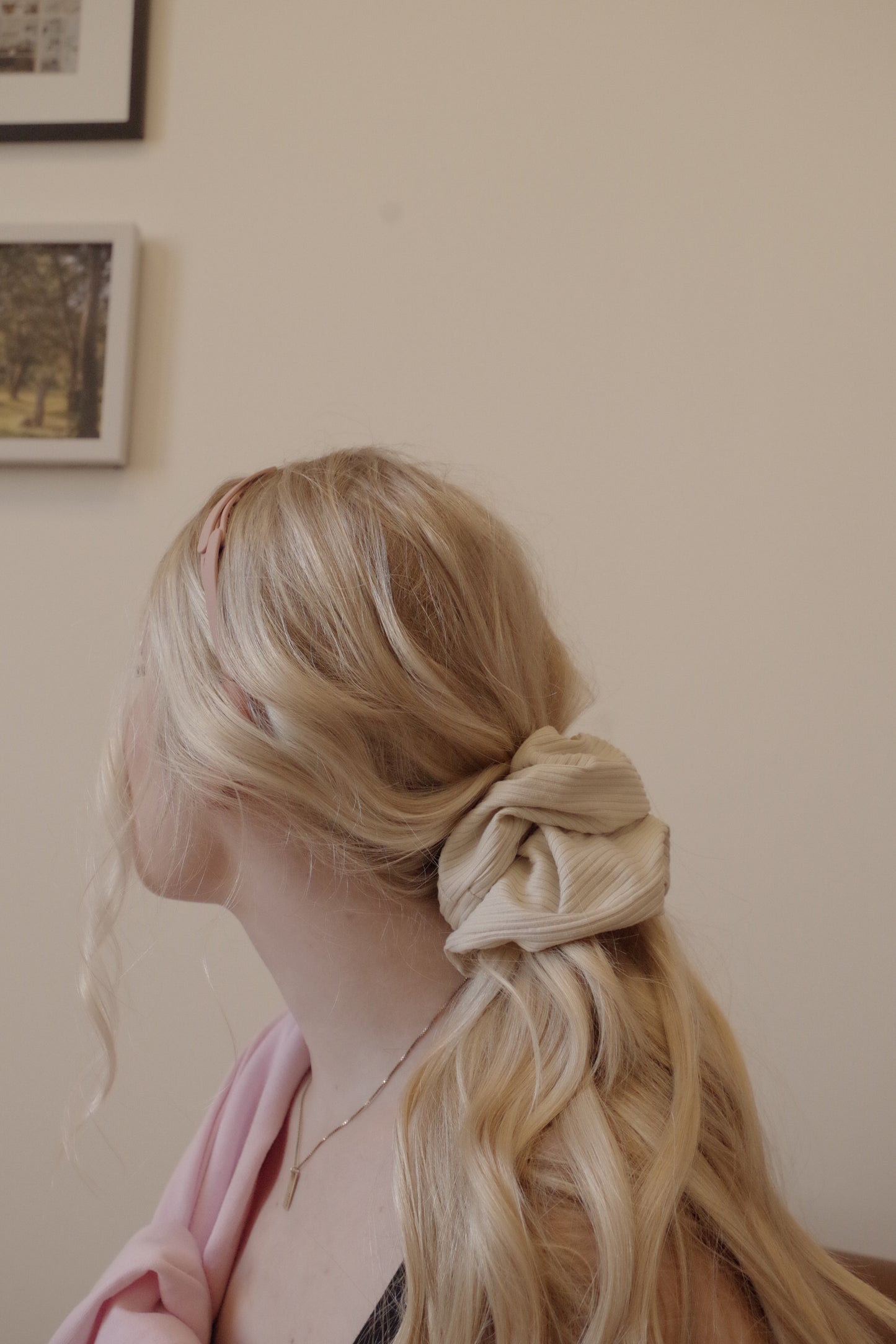 Oat Ribbed Scrunchie